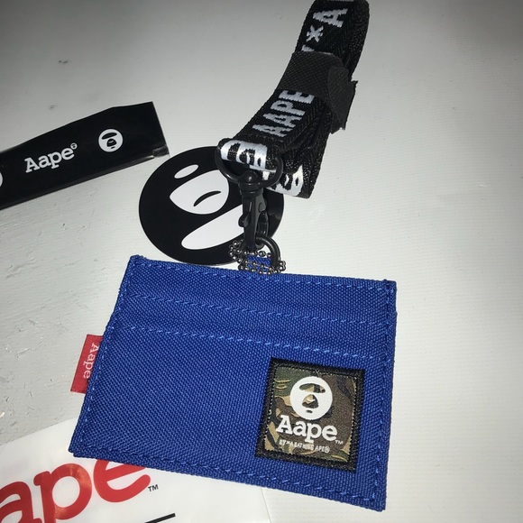 Bathing aape - Picture 2 of 3